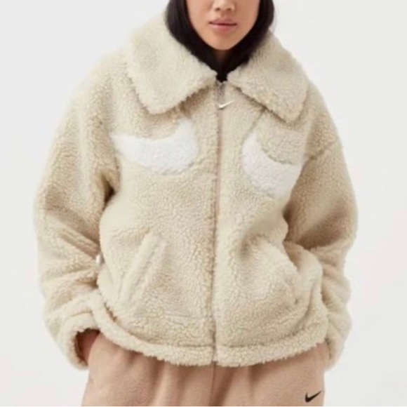 Nike Sportswear Swoosh Women's Jacket Sherpa OVERSIZED Sz Large New - Picture 2 of 9